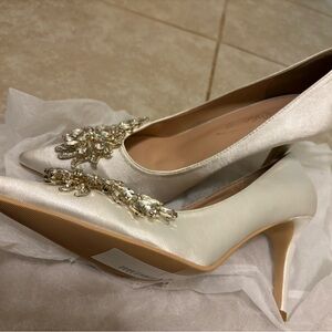 White and Gold High Heeled Pumps with Jeweled Embellishments
